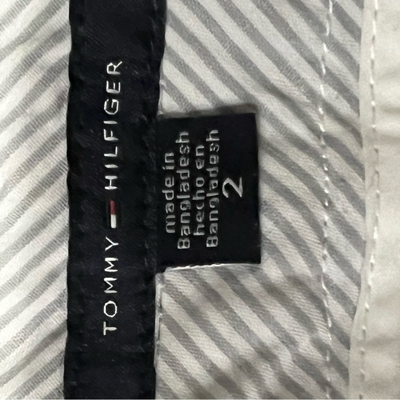 Tommy Hilfiger 2 Gray Chino Shorts R - Picture 2 of 4